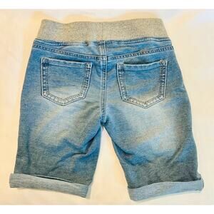 Arizona Jean Co Cuffed Shorts Metallic Silver Elastic Waistband - Girl 8 Reg